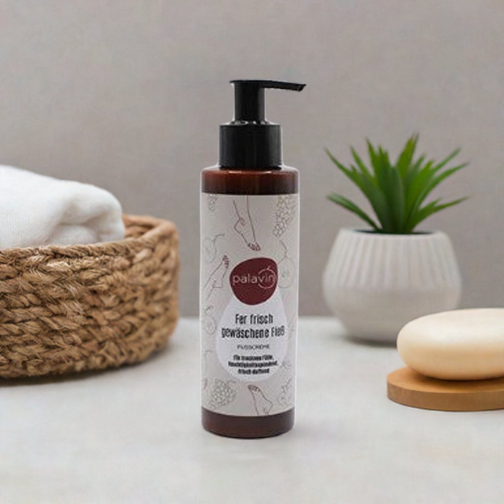 Fußcreme: Pflegend, schnell einziehend, vegan | Palavin